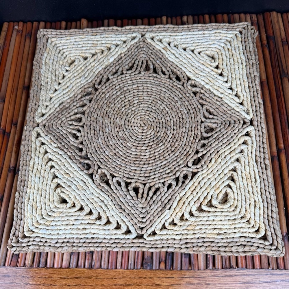 Vintage 2 Seagrass 12" Square Woven Basket Wall Hanging Decor Plates Boho trivet - Picture 5 of 10